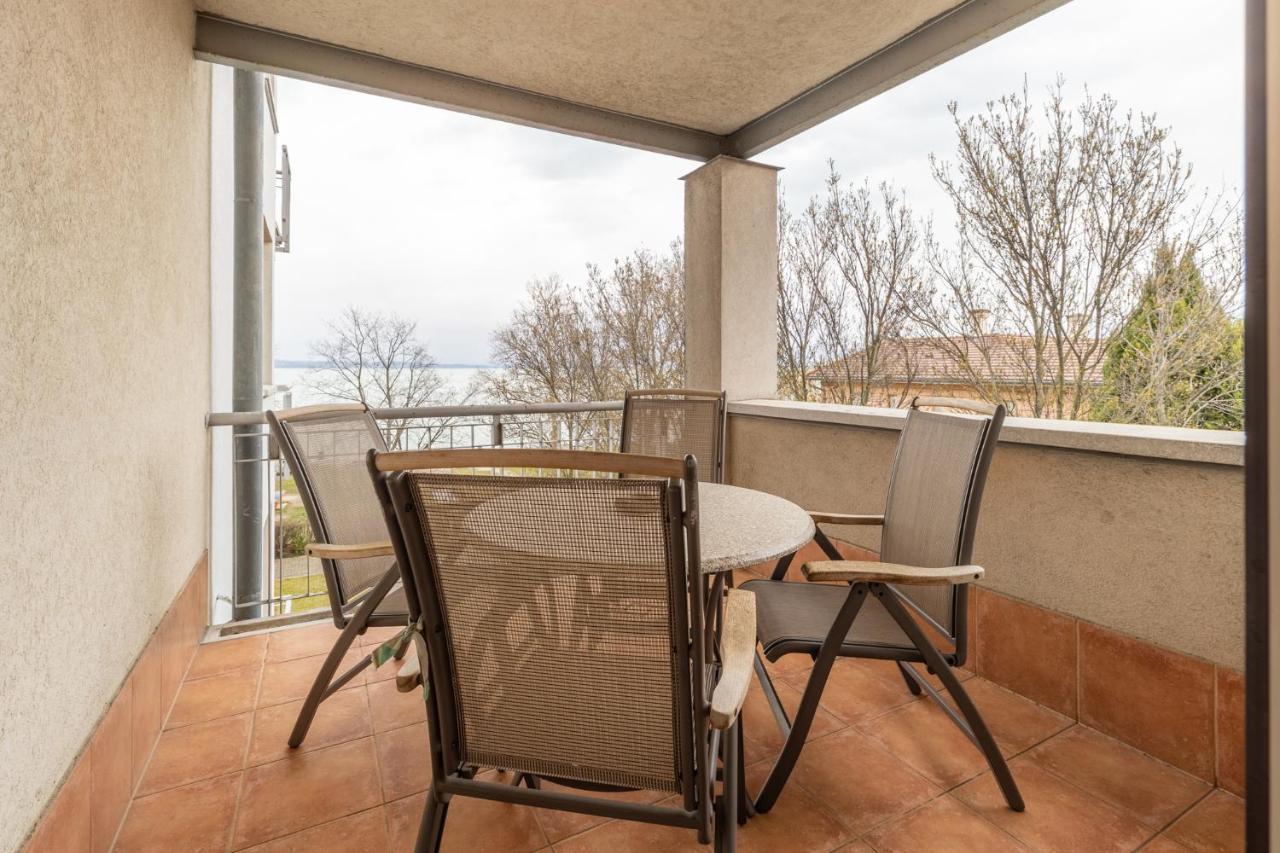 Egyuett A Csalad II Apartman By Bltn Siófok Exterior foto